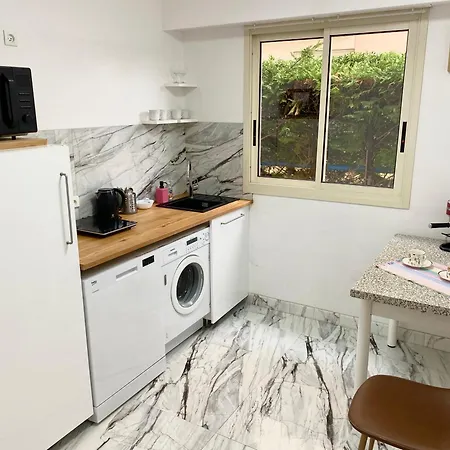 And Sea View Apartmán *