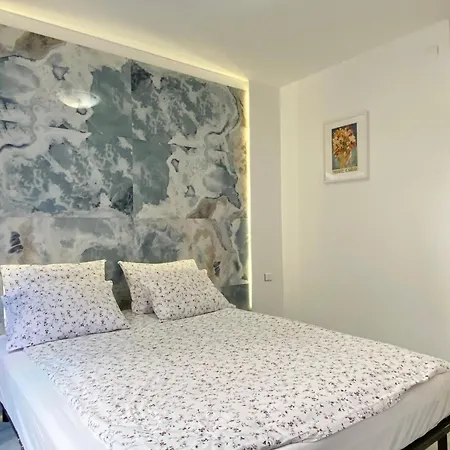 And Sea View アパート