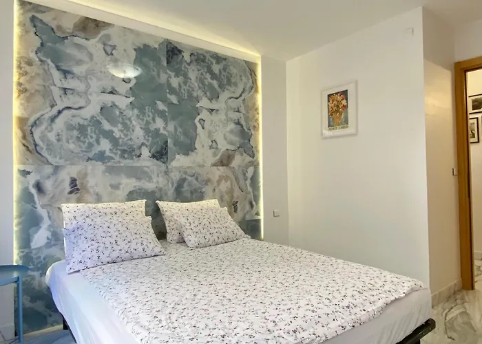 And Sea View アパート